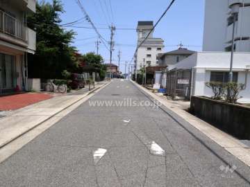 敷地北西側の前面道路