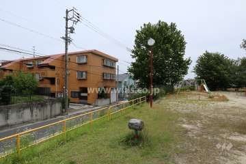 ユニーブル西里の外観（西側から）