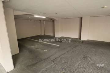 敷地内駐車場（屋内平面式）