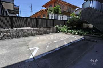 敷地内駐車場（屋外平面式）