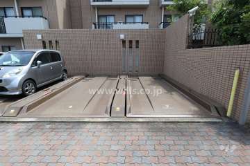 敷地内駐車場（屋外機械式）