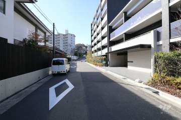 敷地南側前面道路