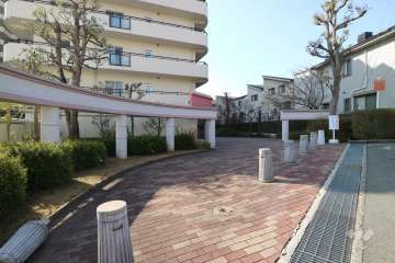 エントランスアプローチ