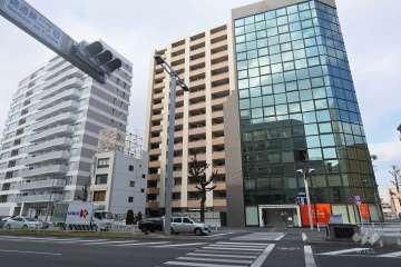 ローレルコート葵ネクステージの外観（南東側から）