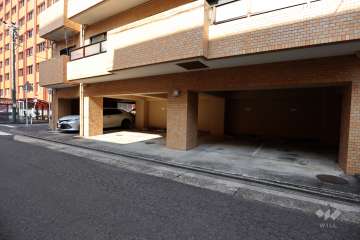敷地内駐車場（屋内平面式）