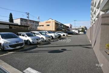 敷地内駐車場（屋外平面式）