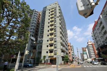 ローレルコート久屋の外観（南西側から）
