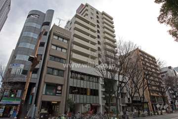 イトーピア久屋マンションの外観（北西側から）