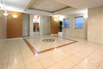 エントランスホール