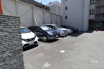 敷地内駐車場（屋外平面式）