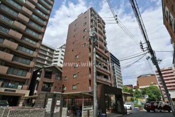 アルカディアハウス泉の外観（南西側から）