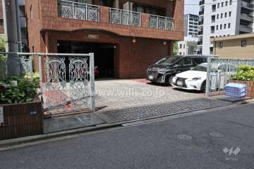 駐車場出入り口（屋外平面式）