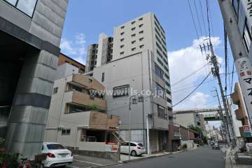サンメゾン泉一丁目えLDOの外観（南西側から）