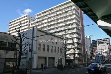 泉サンハイツの外観(南側から)