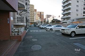 敷地内駐車場(屋外平面式)