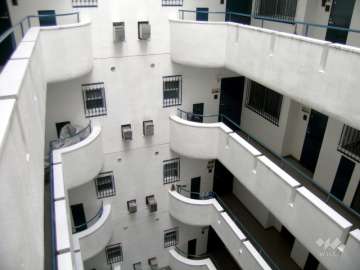 建物中央にある吹き抜け