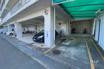 敷地内駐車場（屋内平面式）