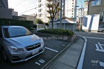 敷地内駐車場(屋外平面式)