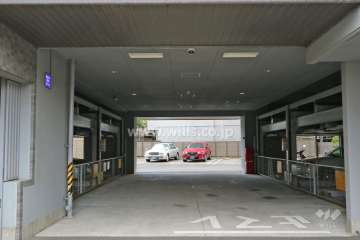 敷地内駐車場（屋外平面式）