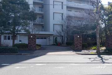 北側駐車場の出入り口