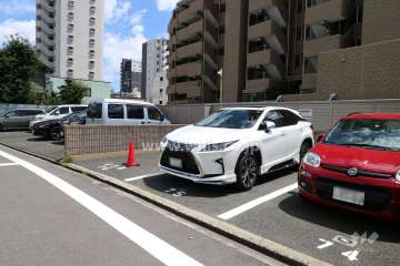敷地内駐車場（屋外平面式）