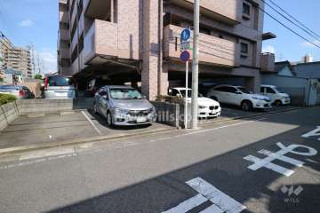 敷地内駐車場（屋外平面式）