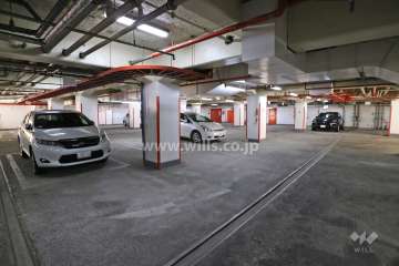 敷地内駐車場（屋内平面式）