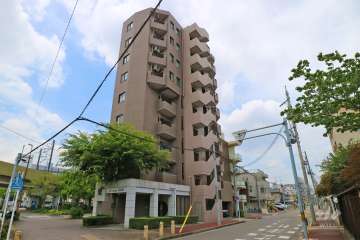 ドゥ・コンジェ大曽根の外観（北東側から）
