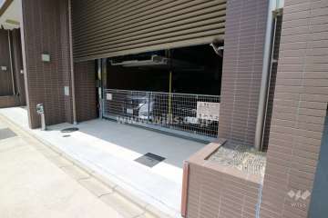 敷地内駐車場（屋内機械式）