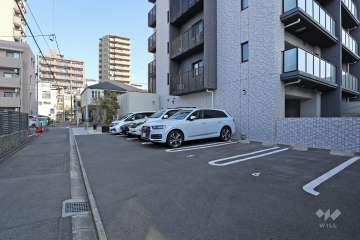 敷地内駐車場（屋外平面式）