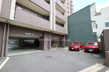 敷地内駐車場（屋外平面式）
