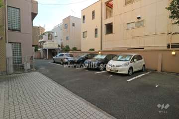 敷地内駐車場（屋外平面式）