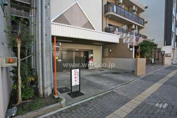 敷地内駐車場（屋内機械式）