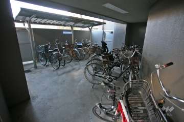 屋内駐輪場