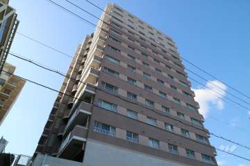 メゾンドール仁川の外観（北東側から）