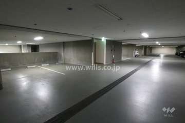 地下駐車場（屋外平面式）
