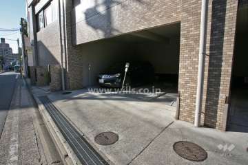 敷地内駐車場（屋内平面式）