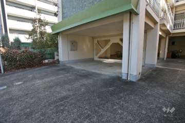敷地内駐車場(屋外平面式)