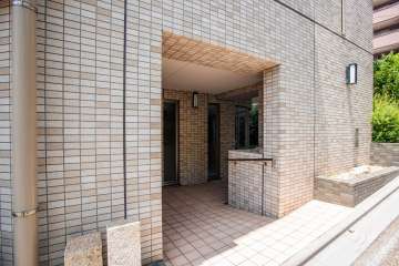 駐輪場の出入口