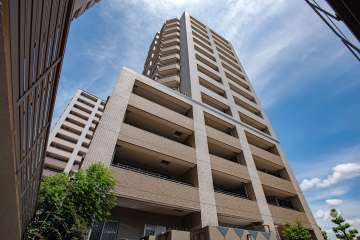 ライオンズシティ東白壁の外観（南西側から）