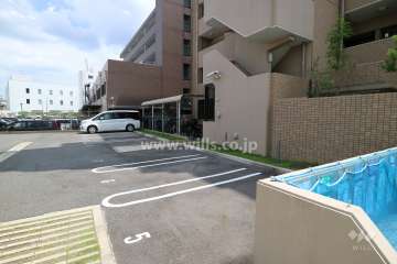 敷地内駐車場（屋外平面式）