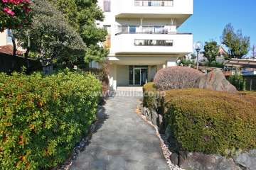 エントランスアプローチ