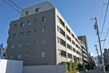 プラウド橦木町の外観（南西側から）