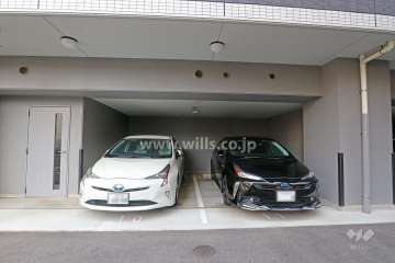 敷地内駐車場（屋内平面式）