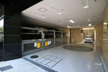 敷地内駐車場（屋内機械式・屋内平面式）