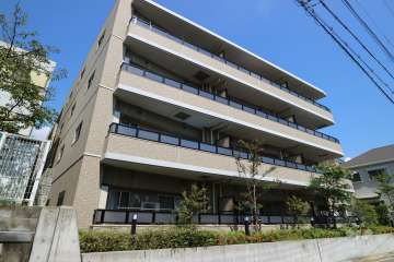 プレサンスグラン甲子園五番町マンションの外観（南東側から）.jpg