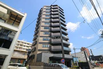 オープンレジデンシア桜通豊前町の外観（南西側から）