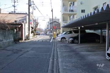 敷地北側前面道路