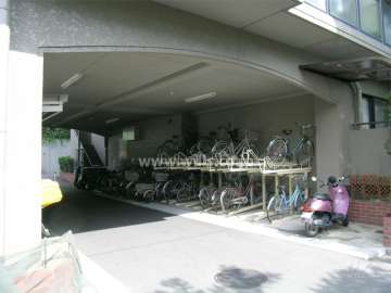 B棟の1階にある自転車置場