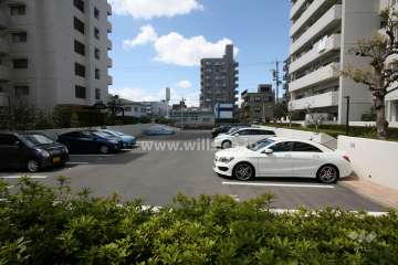 敷地内駐車場(屋外平面式)